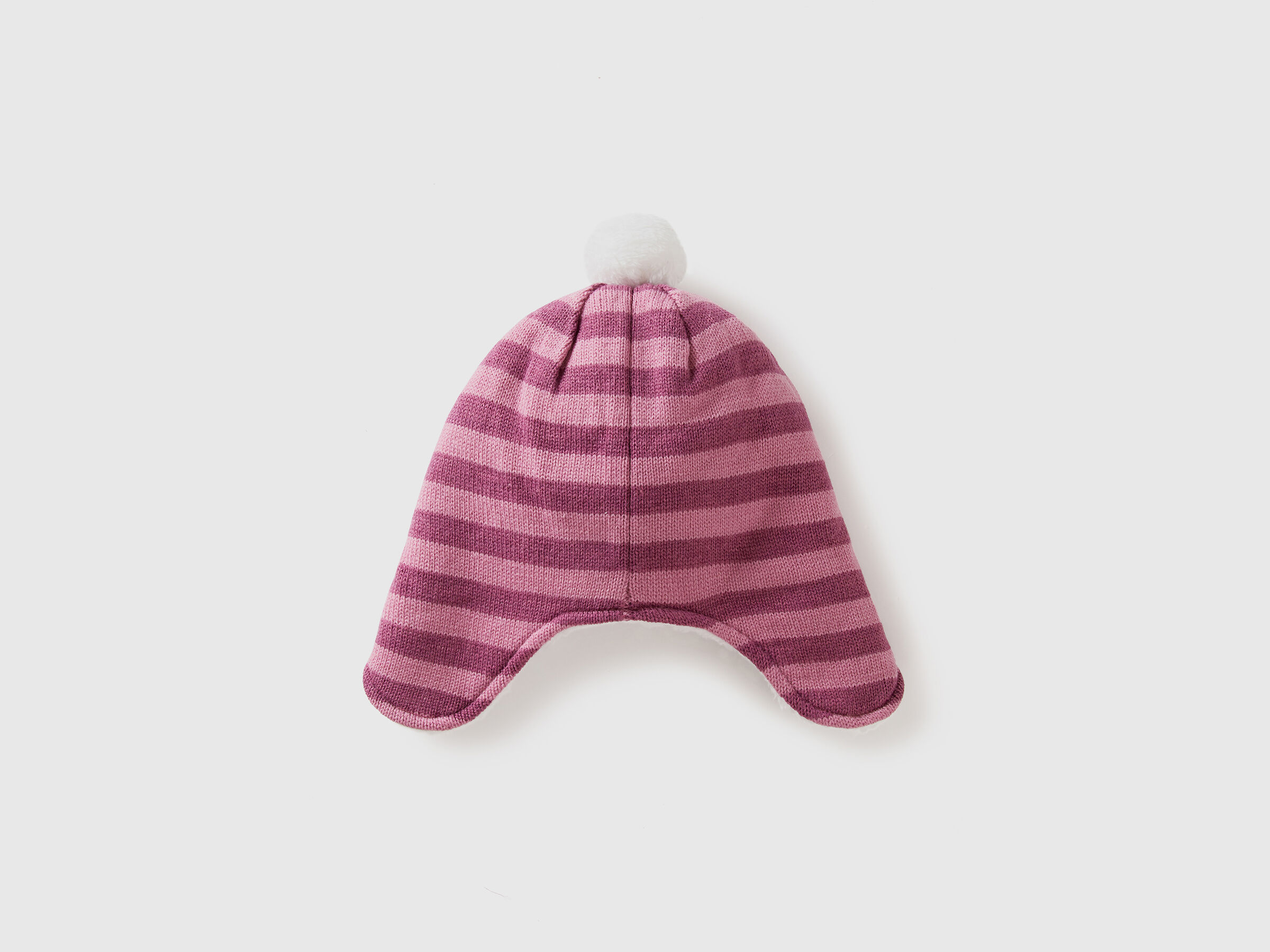 HAT Niña image number 2